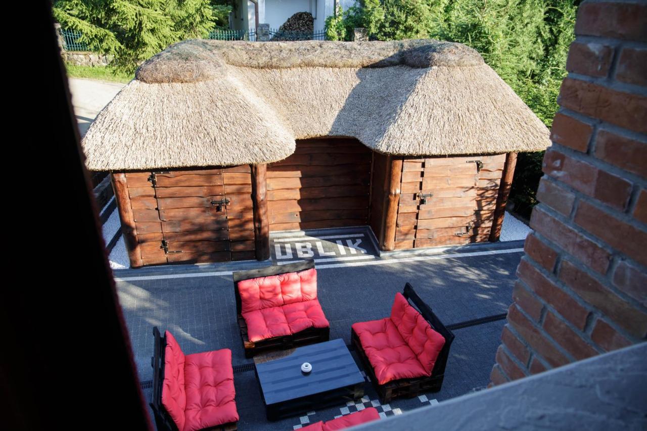 Dom Nad Jeziorem Ublik Z Sauna I Jacuzzi エクステリア 写真