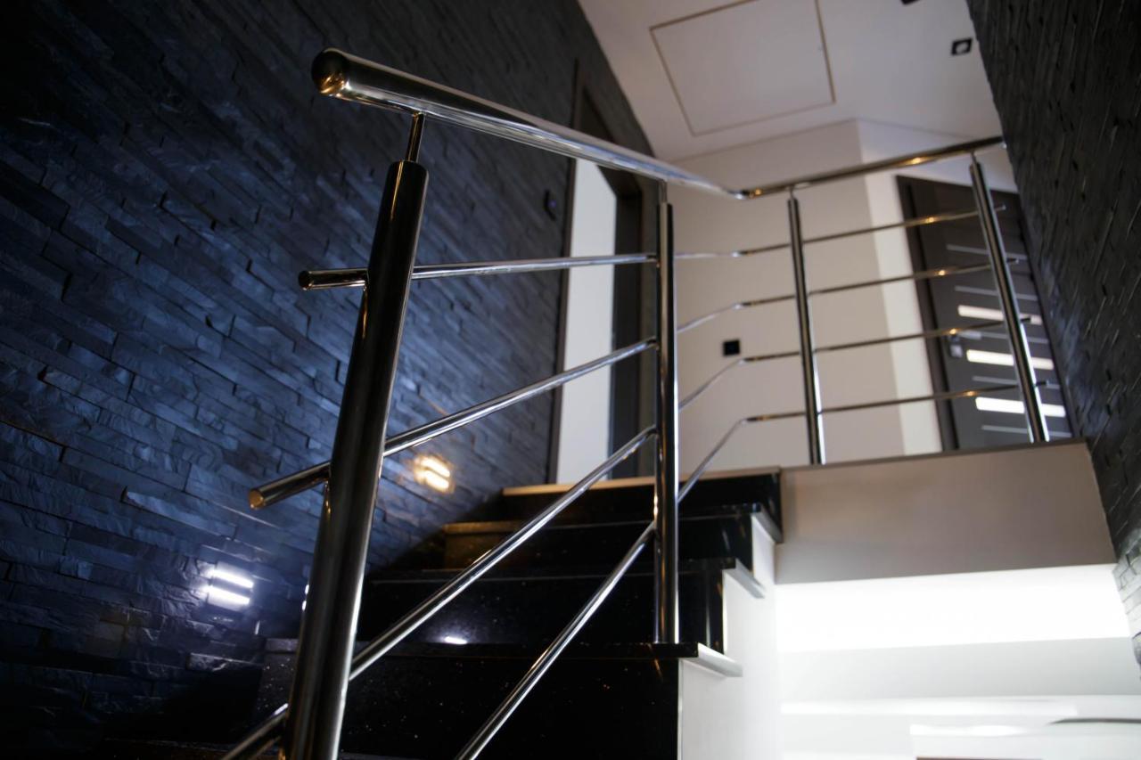 Dom Nad Jeziorem Ublik Z Sauna I Jacuzzi エクステリア 写真