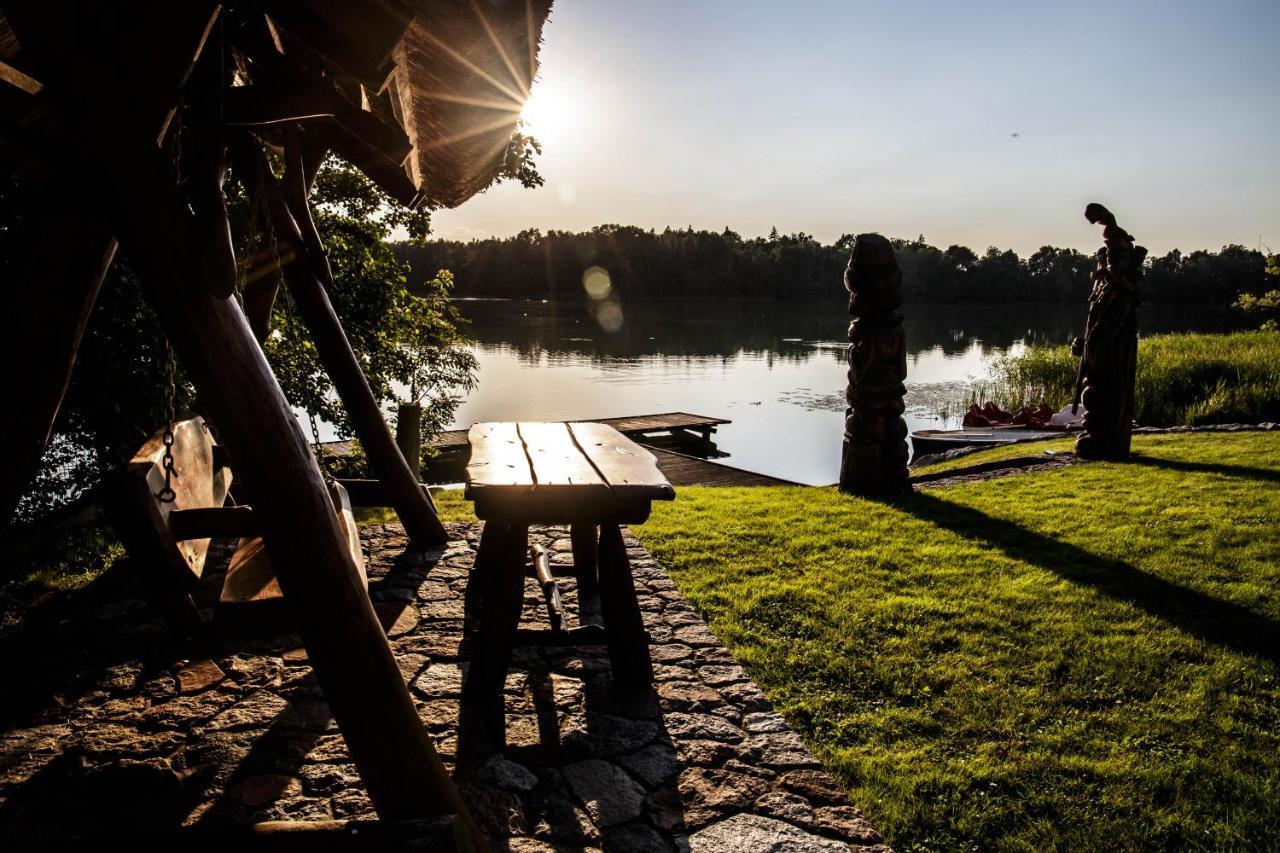 Dom Nad Jeziorem Ublik Z Sauna I Jacuzzi エクステリア 写真