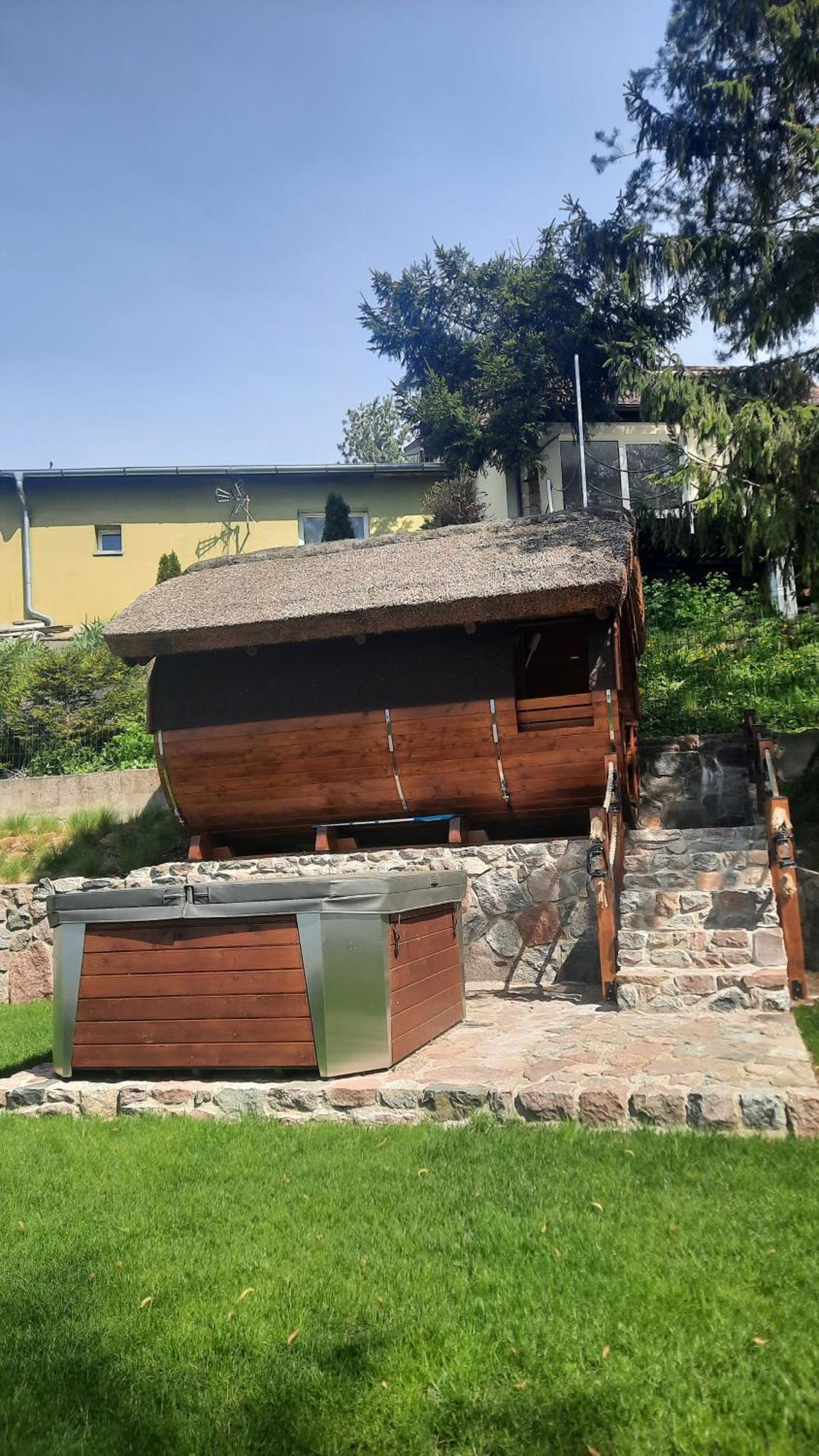 Dom Nad Jeziorem Ublik Z Sauna I Jacuzzi エクステリア 写真